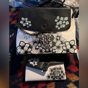 Darth Vader Handbag/Crossbody & Wallet - Box Lunch